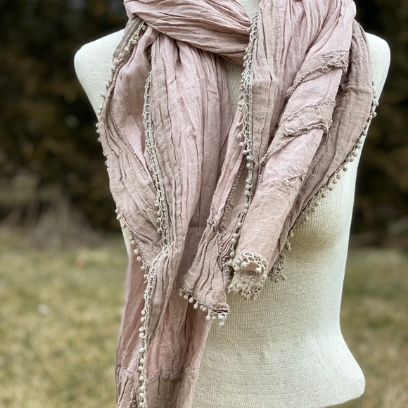 Linen Scarf - Picture 2 of 3